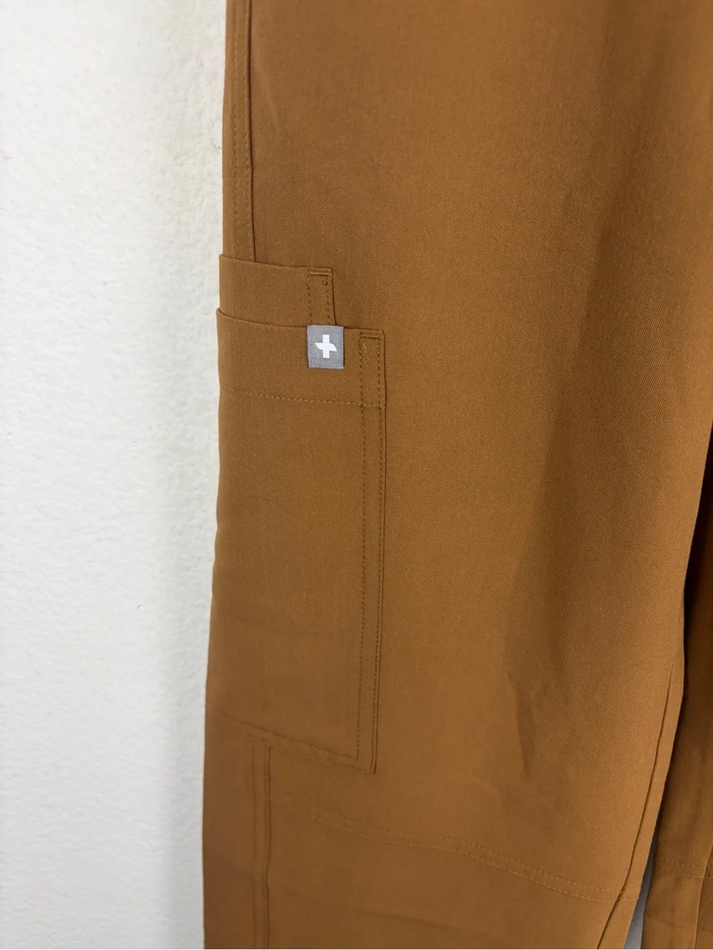 Figs Axim Men’s Scrub Tall Brown Pant Sizes XS and XXS New with Tags Bottoms